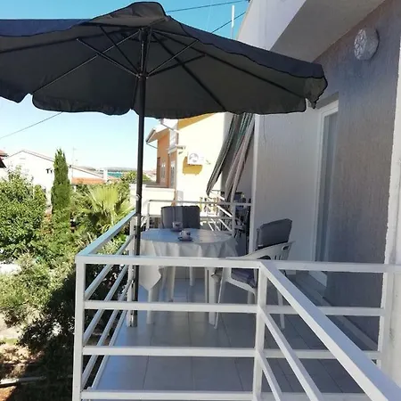 Jasenka * Brodarica (Sibenik-Knin)